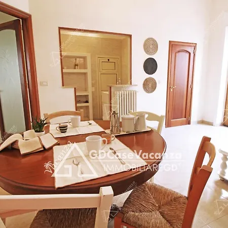 Gd - La Dimora Del Poeta Zona Centro Ospedale Apartment *